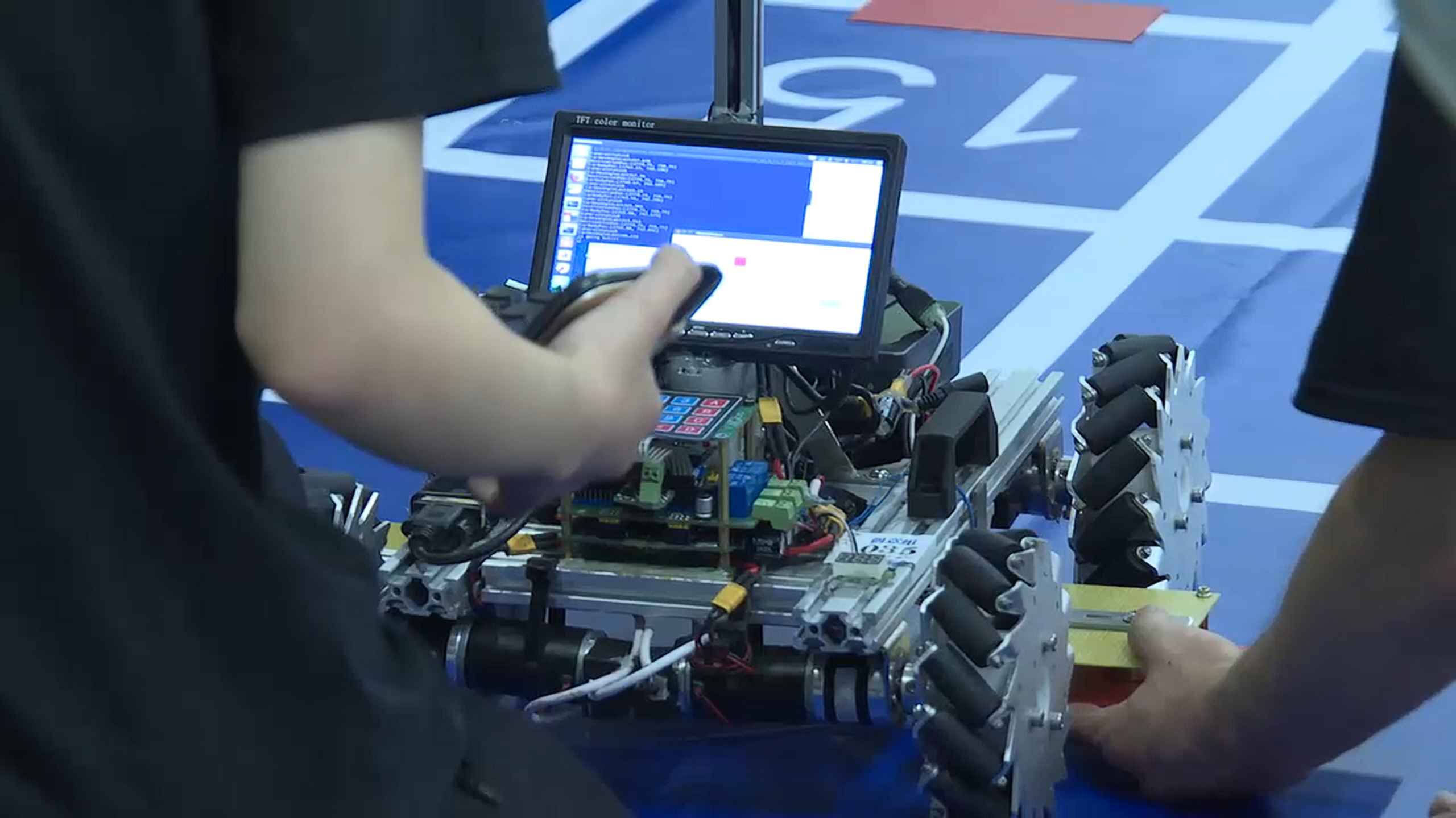 2025全国大学生智能汽车竞赛视觉组硬件体验专区_在线体验智能车大赛恩智浦硬件产品 | 恩智浦云实验室官网